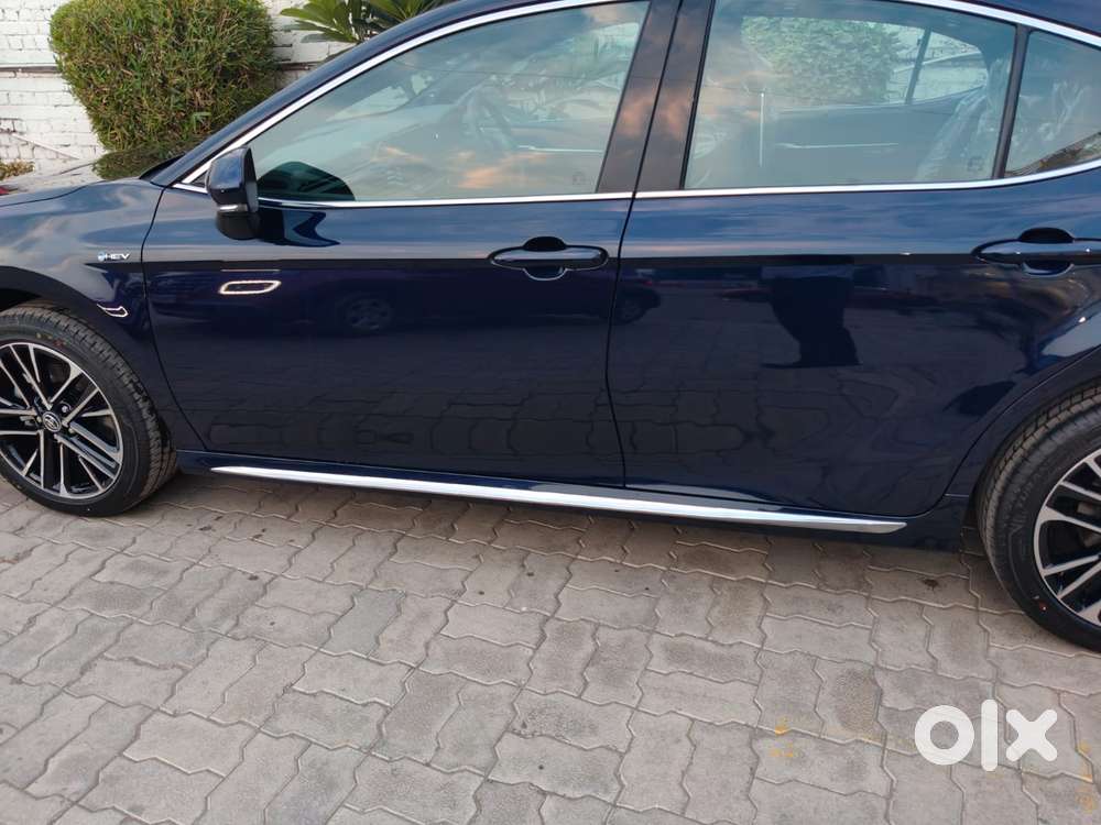 Toyota Camry 2.5 Hybrid, 2026, Petrol