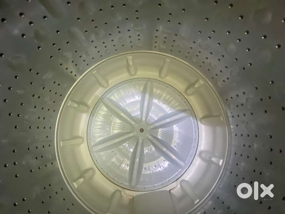 LG 1 year old Washing Machine
