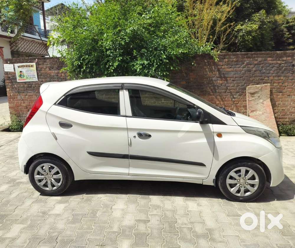 Hyundai Eon 2013 Petrol Well Maintained