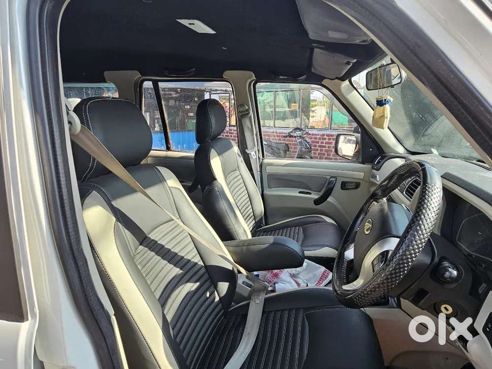 Mahindra Scorpio 2017