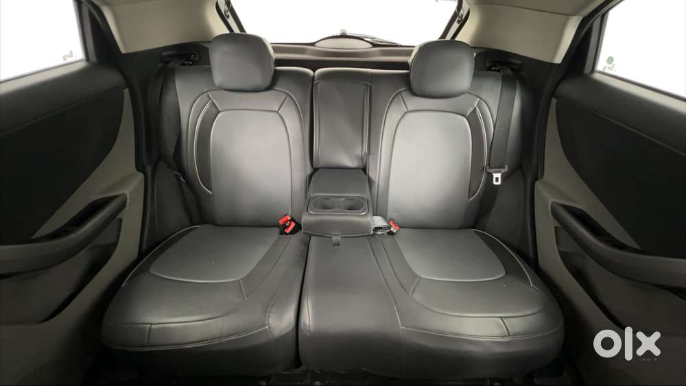 Tata Nexon 1.2 Revotron Xza Plus (l), 2019, Petrol
