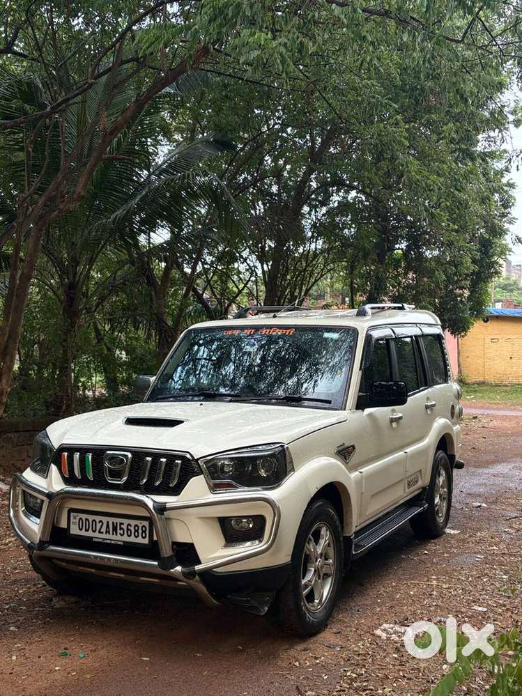 Mahindra Scorpio S10, 2017, Diesel