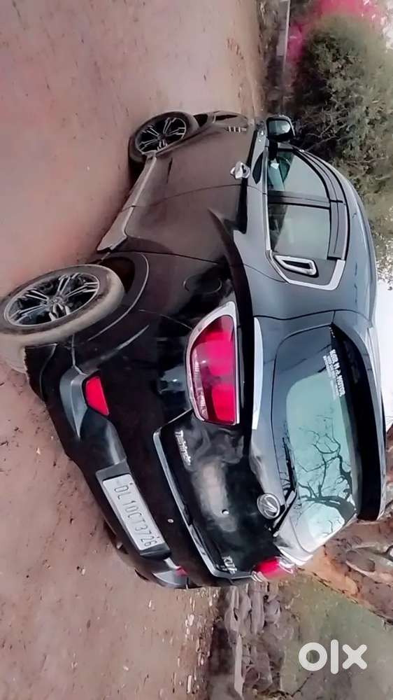 Mahindra Kuv 100 K8 Top Model With Drl Light 2016 Mfalcon 5 Str