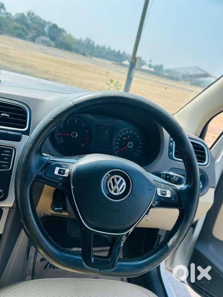 Volkswagen Vento 1.2 Tsi Highline At, 2018, Petrol