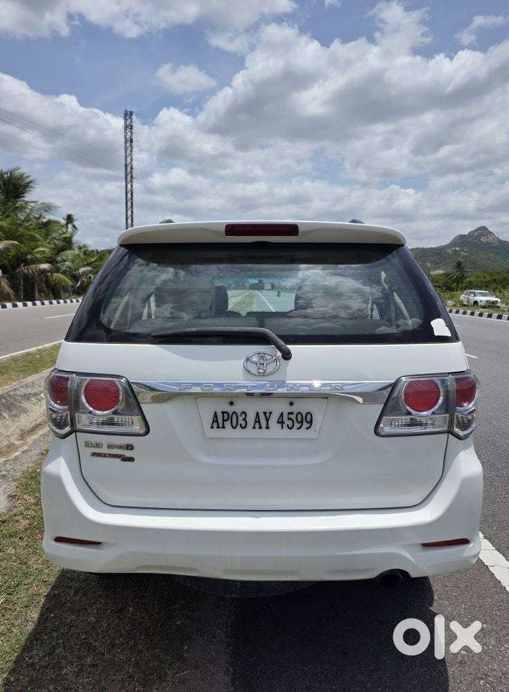 Toyota Fortuner 4x4 Mt, 2012, Diesel