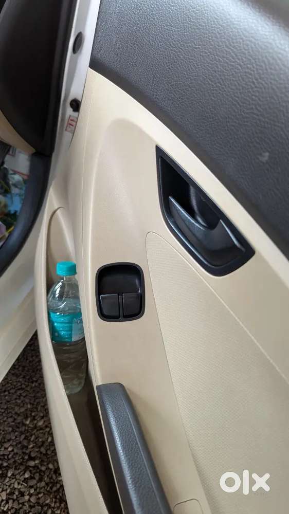 Hyundai Eon Magna+ 2013 Petrol Manual