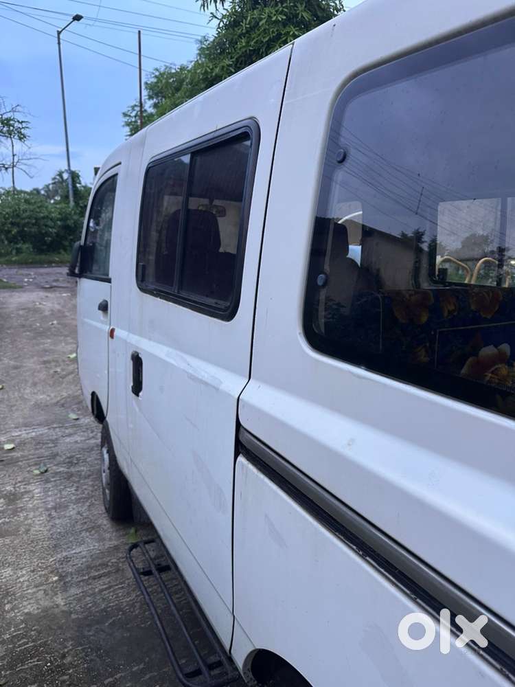 Mahindra Maxximo Mini Van