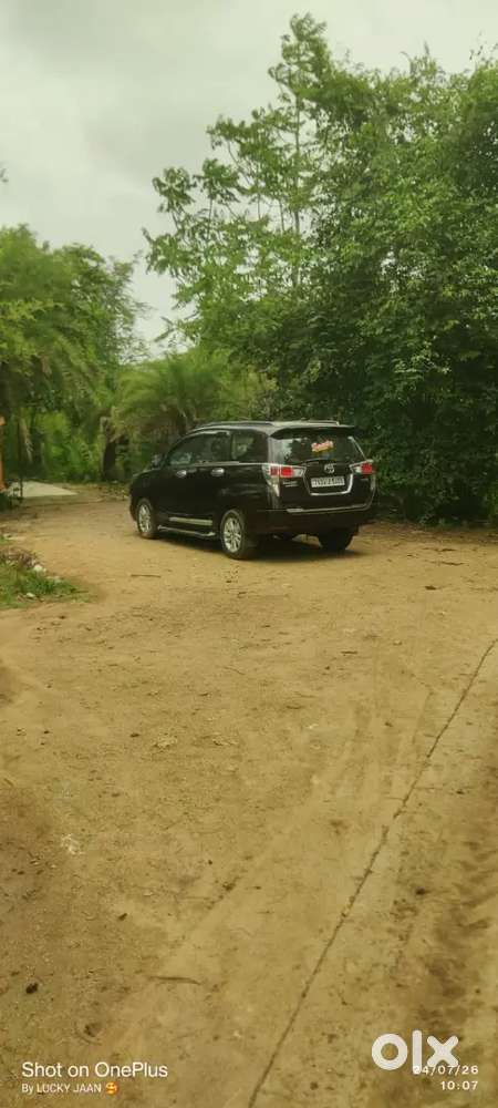 Toyota Innova Crysta 2016