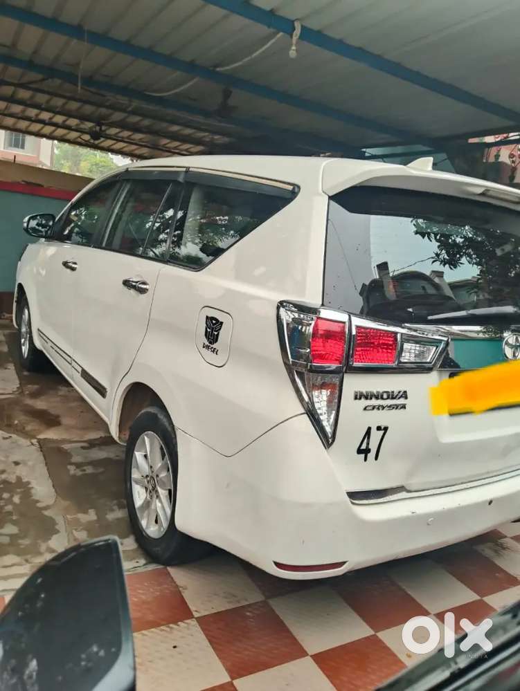 Toyota Innova Crysta 2017 Diesel 130515 Km Driven
