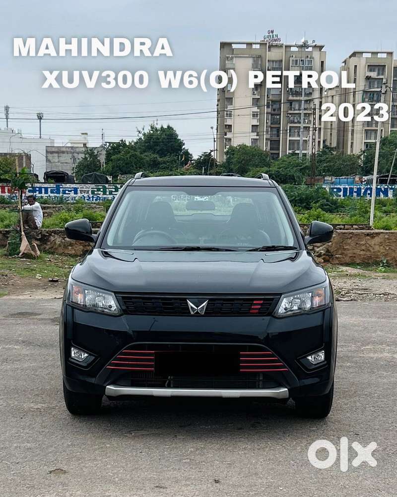 Mahindra Xuv300 W6, 2023, Petrol