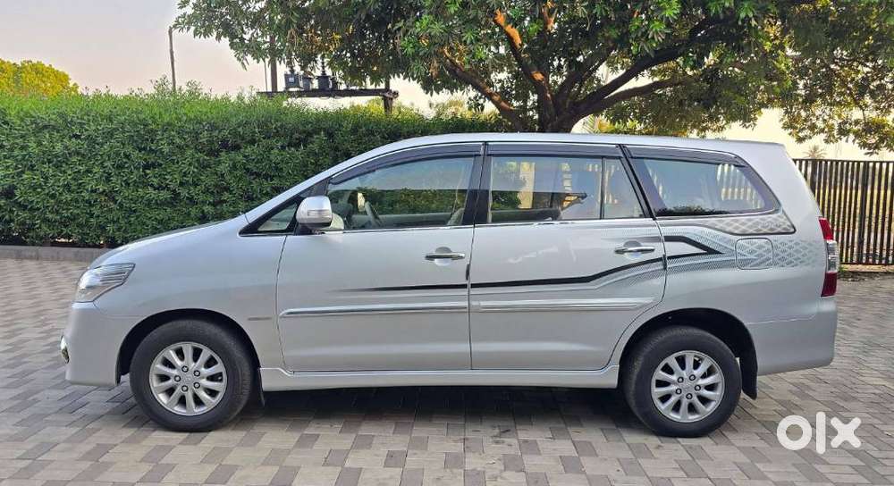 Toyota Innova 2.5 V 7 Str, 2013, Diesel