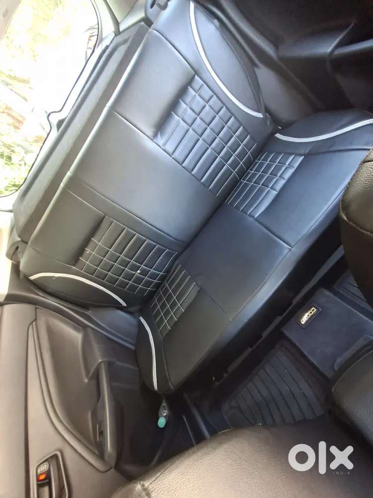 Maruti Suzuki Brezza Lxi 2023