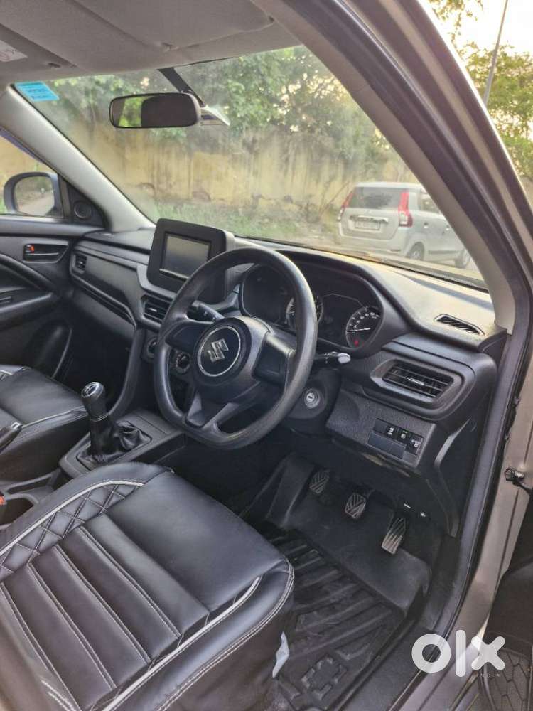 Maruti Suzuki Brezza 1.5 Lxi Smart Hybrid, 2024, Petrol