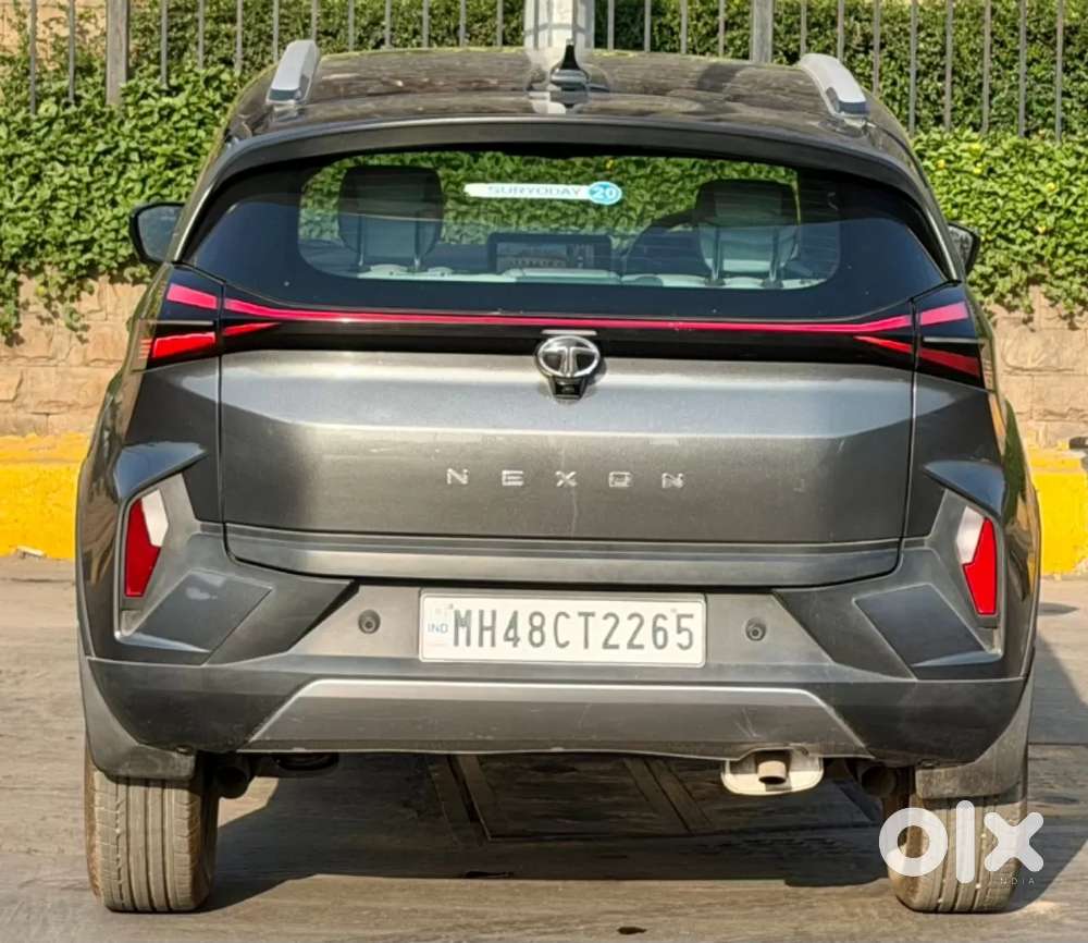 Tata Nexon Fearless 1.2 Revotron Petrol 6 Mt Dt, 2023, Petrol