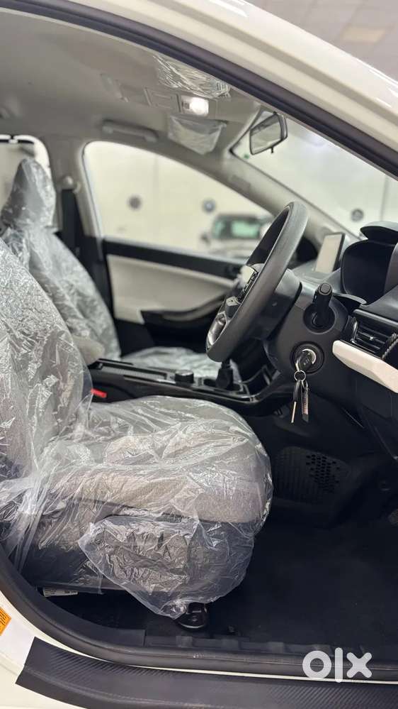 Tata Curvv Pure Plus S 1.2 Revotron Petrol 6mt, 2026, Petrol