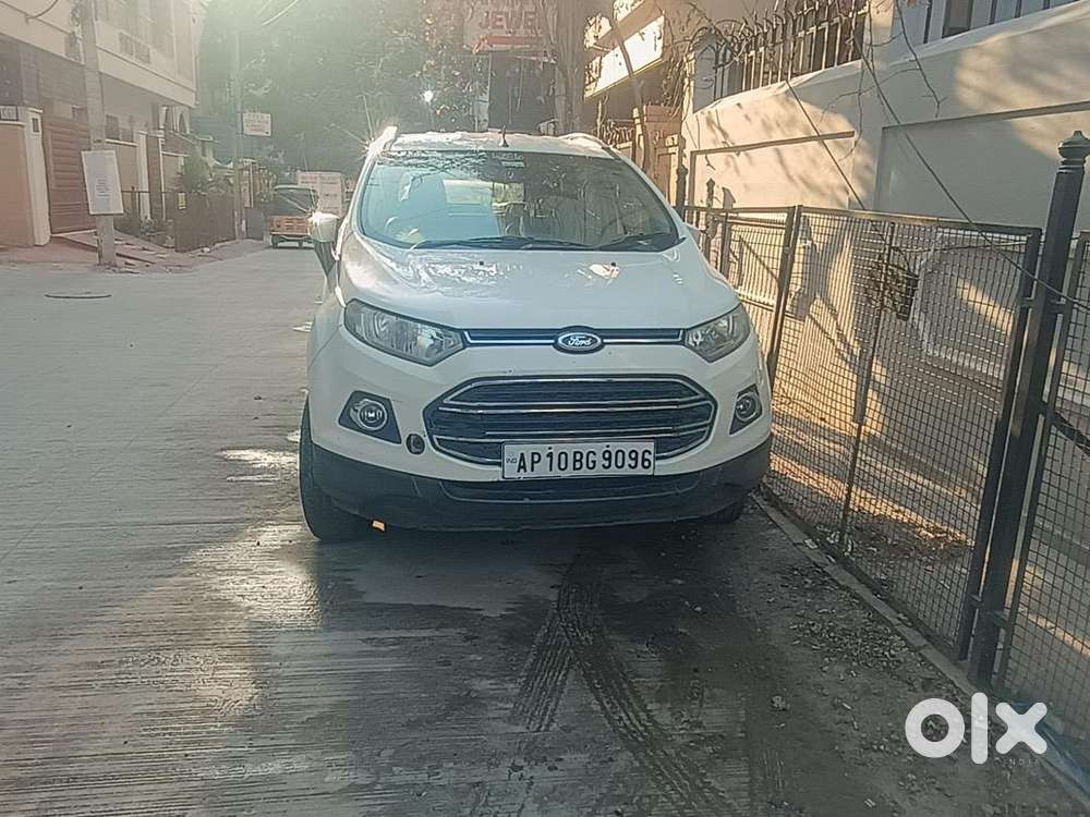 Ford Ecosport 2014 Petrol 95000 Km Driven