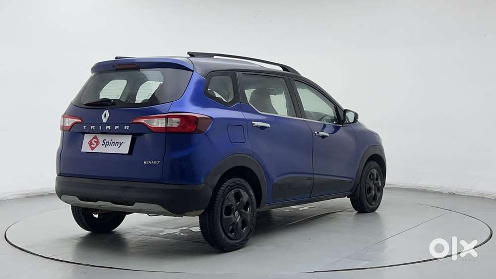 Renault Triber Rxz, 2022, Petrol