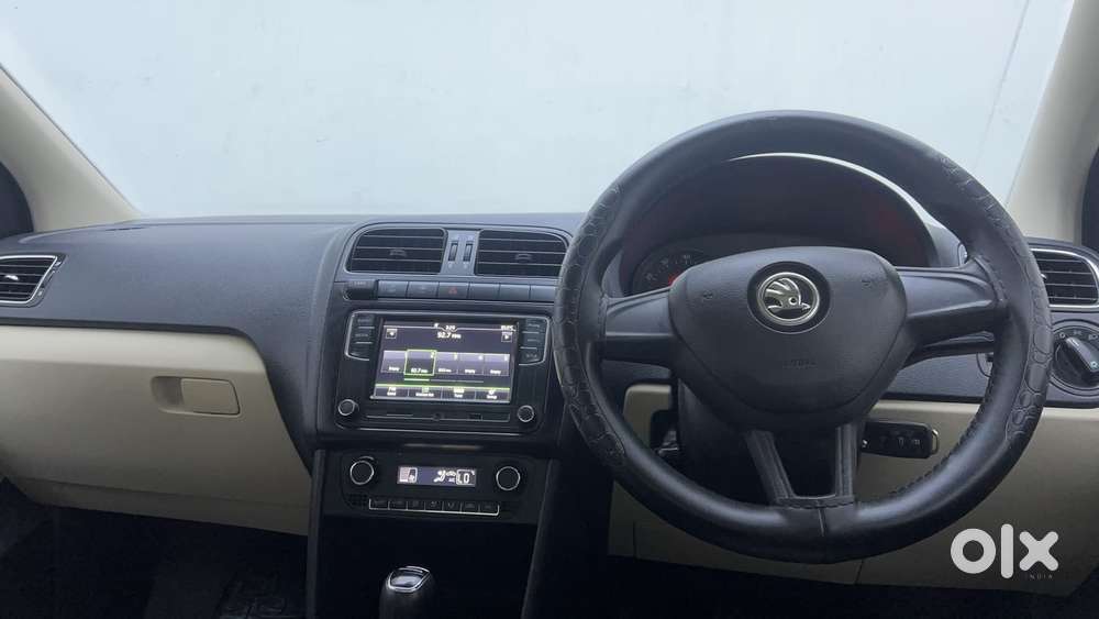 Skoda Rapid 1.0 Rider Plus Tsi At, 2021, Petrol