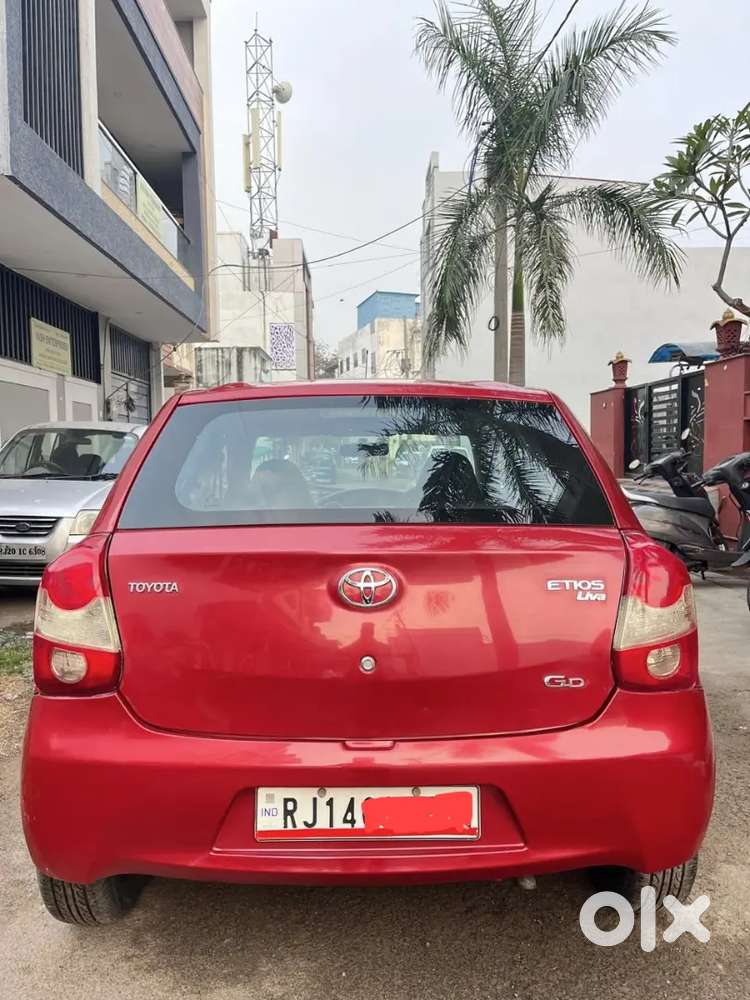 Toyota Etios Liva 2012
