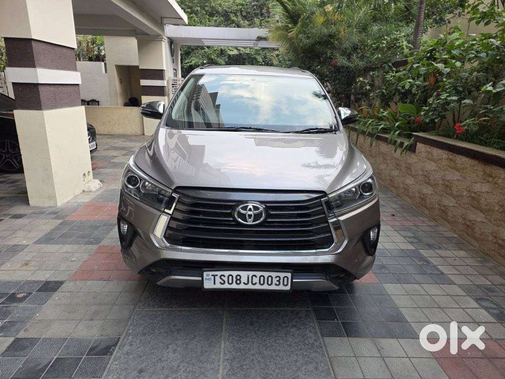 Toyota Innova Crysta [ ] 2.4 Zx At 7 Str, 2022, Diesel