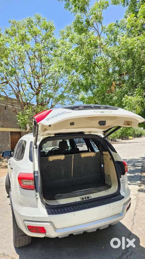Ford Endeavour 2018 Diesel 121000 Km Driven