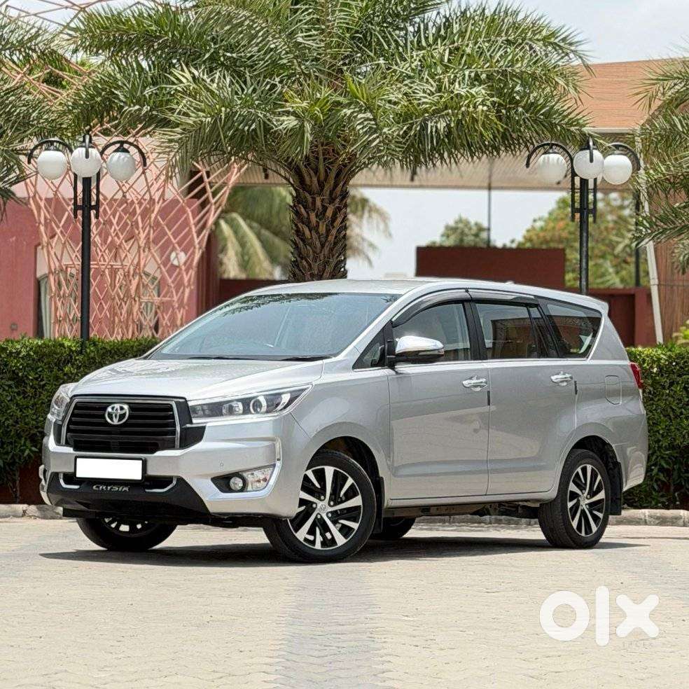 Toyota Innova Crysta Zx 2.4 Diesel 7 Seater, 2025, Diesel