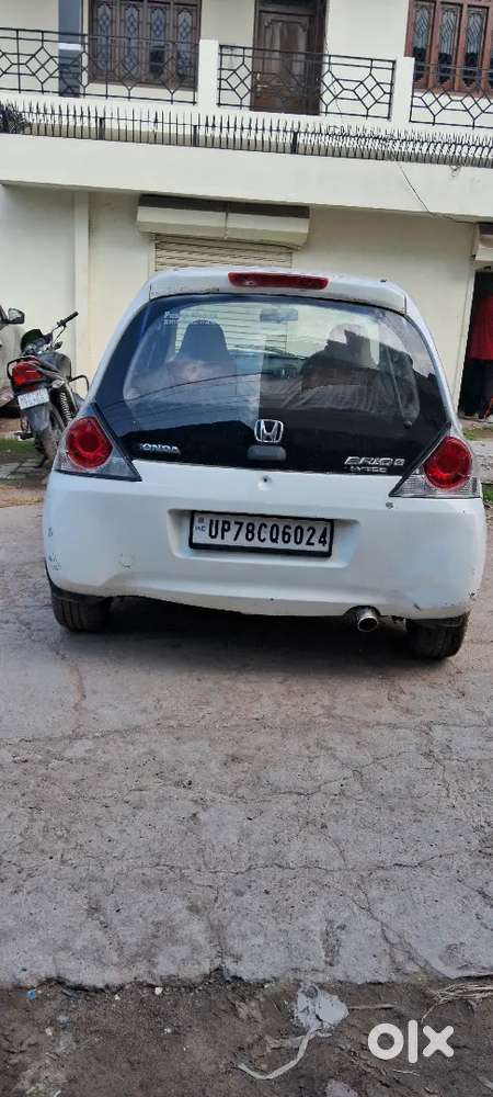 Honda Brio Petrol 2012