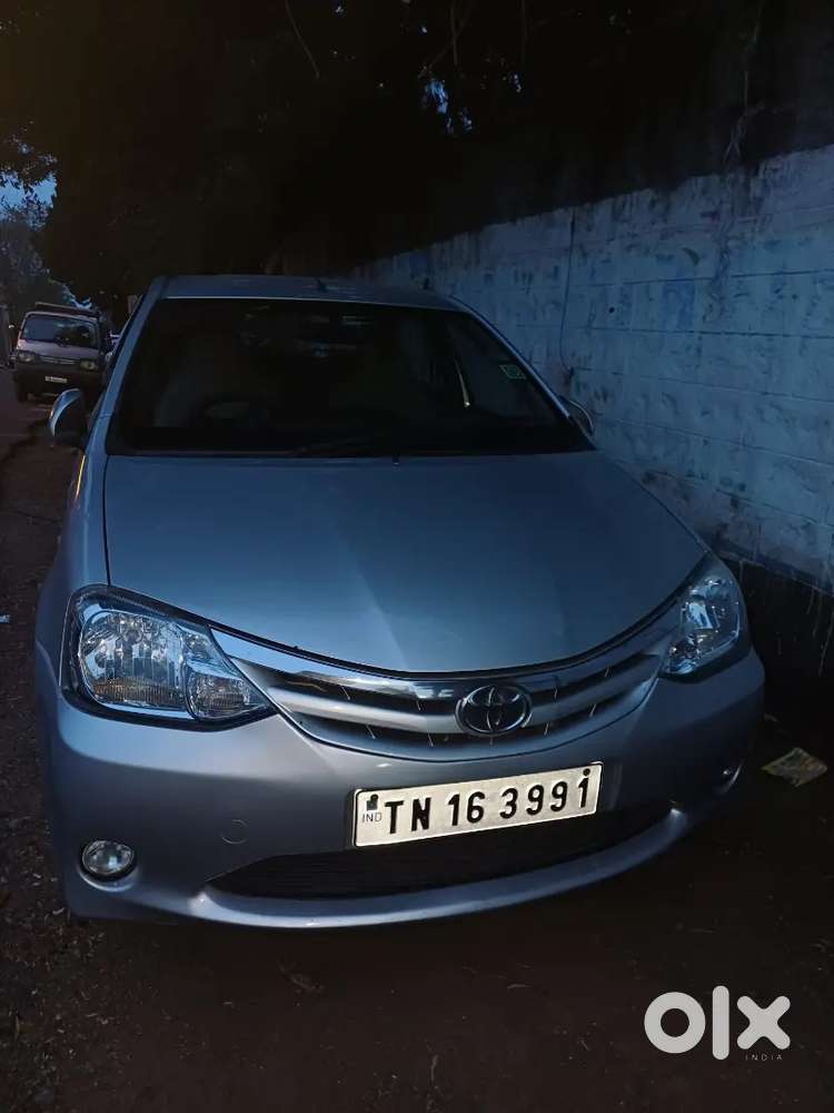Toyota Etios 2012 Diesel 150000 Km Driven