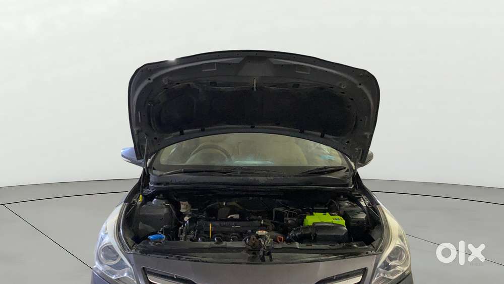 Hyundai Verna [2015-2017] Fluidic 4s 1.6 Vtvt S At, 2015, Petrol
