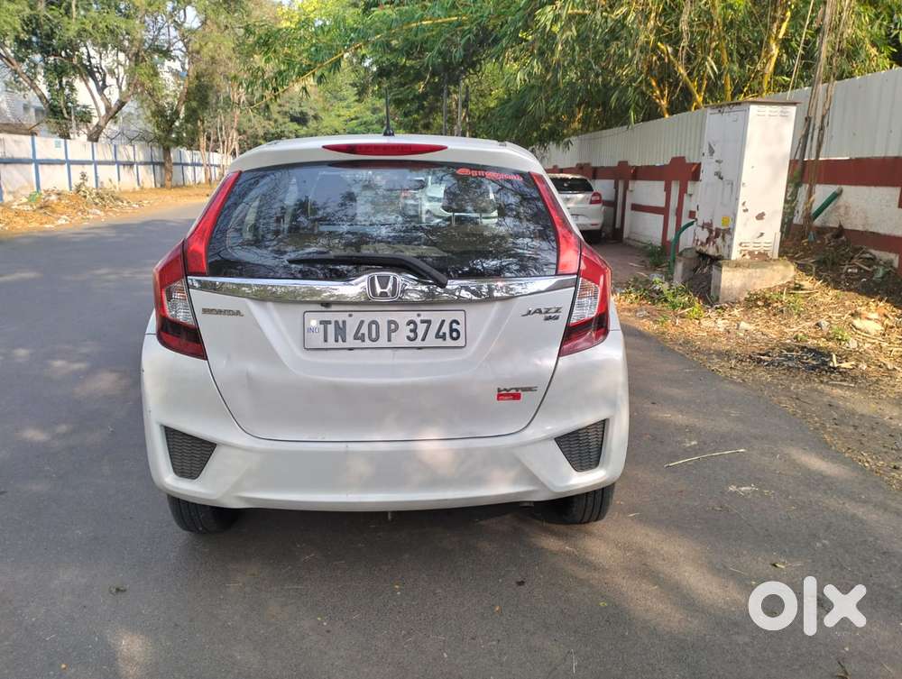 Honda Jazz V Mt Privilege, 2017, Petrol