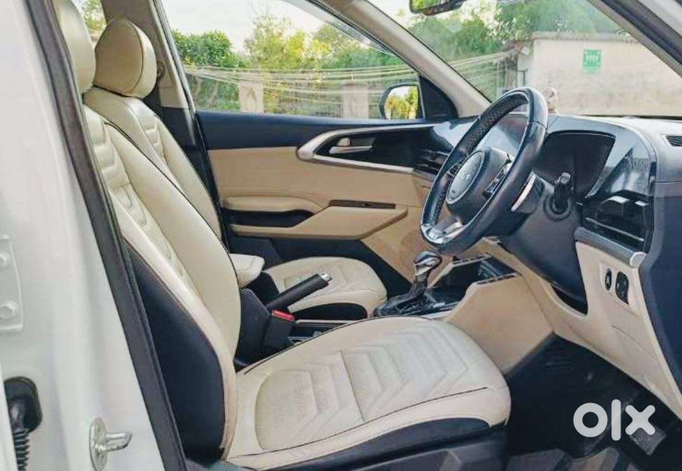 Kia Carens Luxury (o)1.5 Diesel At 7 Str, 2022, Diesel