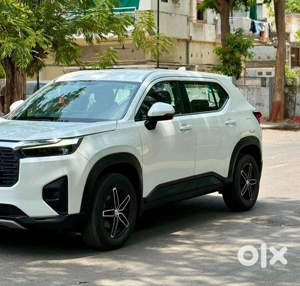 Honda Elevate V Mt, 2024, Petrol