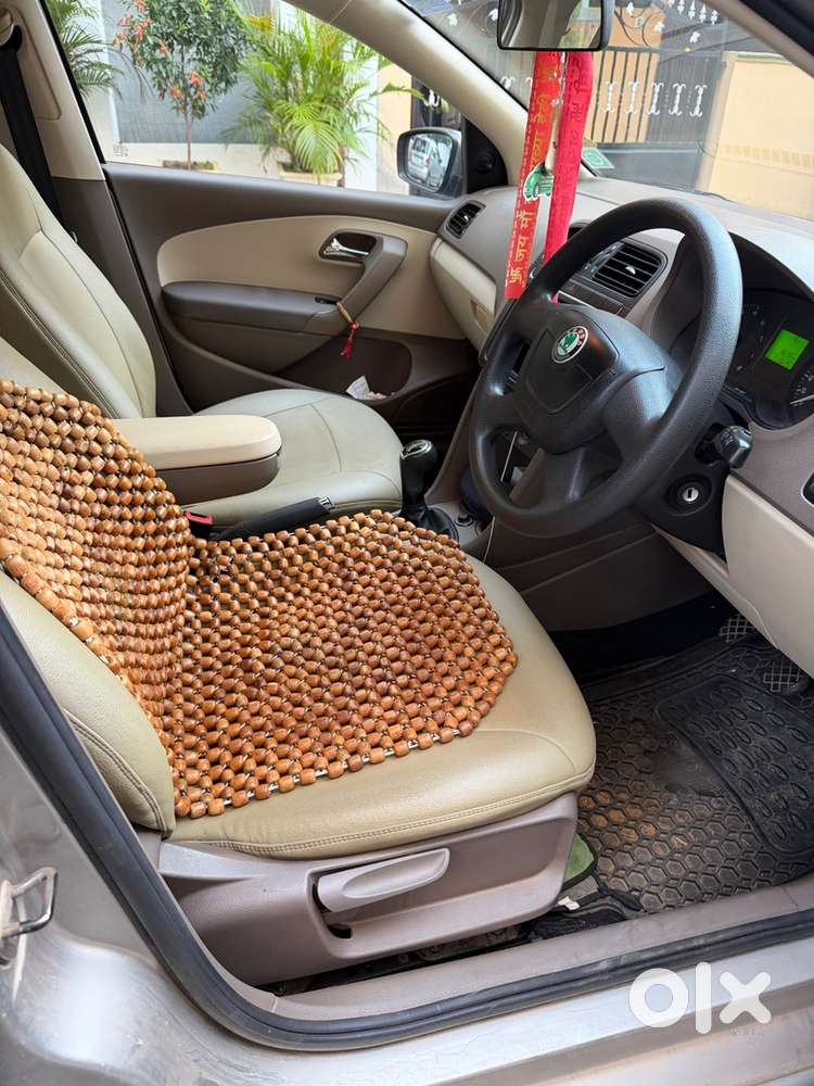Skoda Rapid 1.6 2012