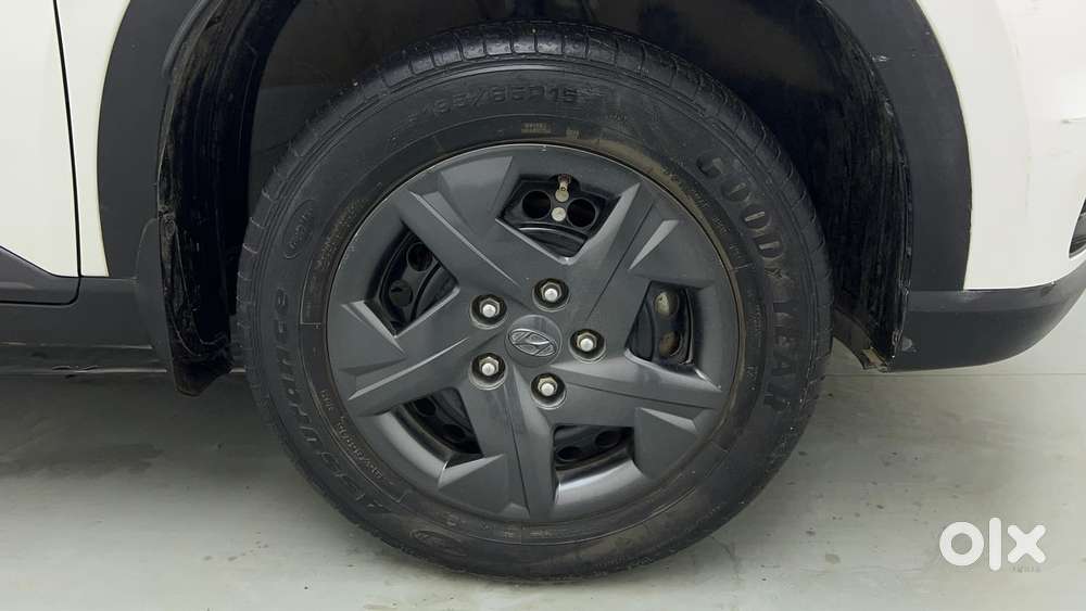 Hyundai Venue 1.2 S (o), 2023, Petrol