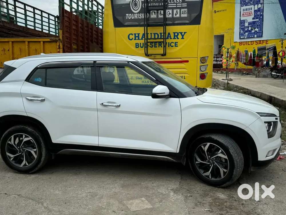 Hyundai Creta Ex Bs6
Diesel 
Full Insurance 
Dono Chabi