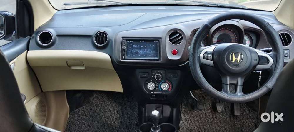 Honda Brio V Mt, 2012, Petrol
