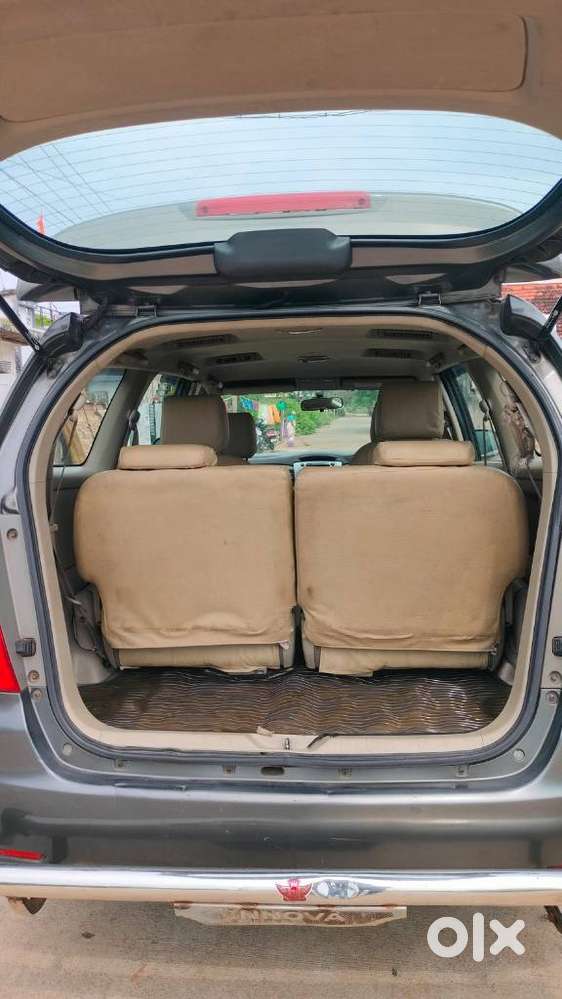 Toyota Innova 2.5 V 7 Str, 2012, Diesel