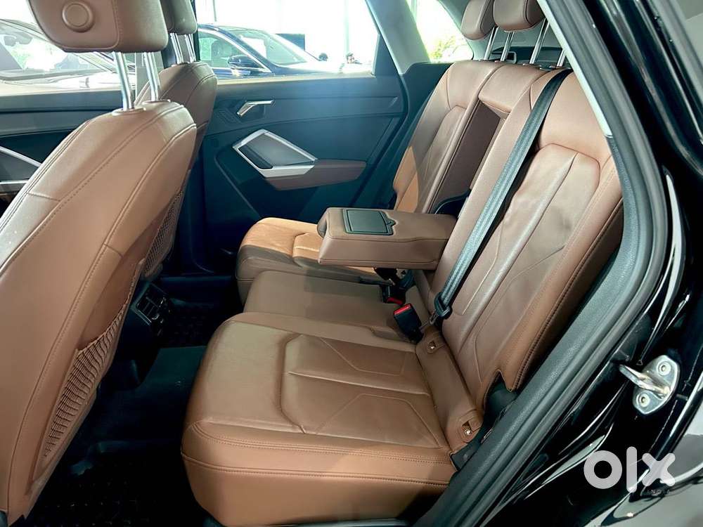 Audi Q3 40 Tfsi Premium Plus, 2023, Petrol