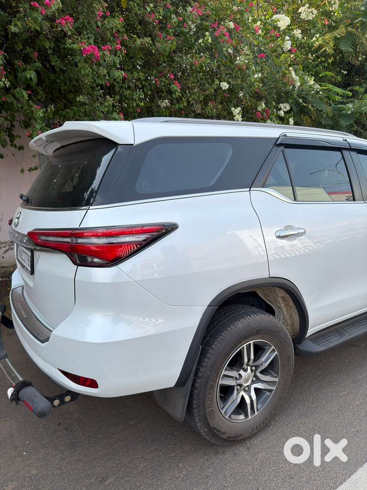 Toyota Fortuner Diesel 2025 Mt