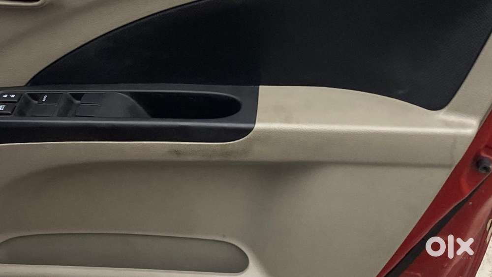 Maruti Suzuki Celerio Vxi At, 2014, Petrol