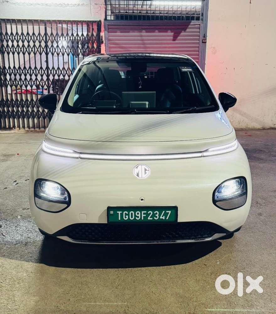 Mg Windsor Ev 2025 Electric 20000 Km Driven