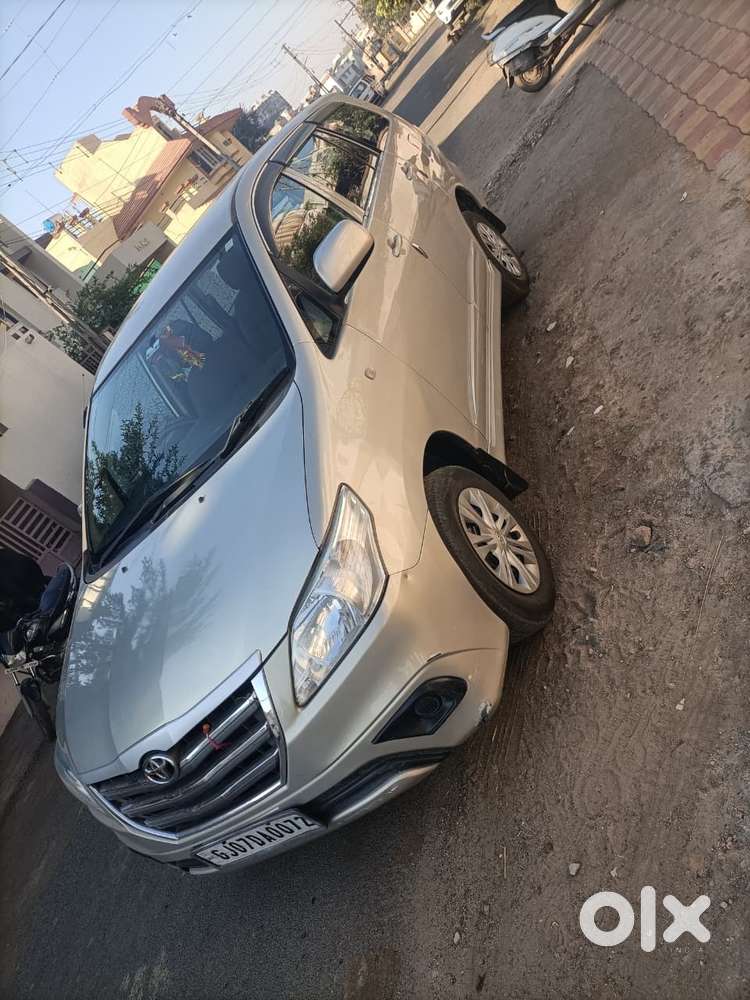 Toyota Innova 2.5 G4 Diesel 8-seater, 2016, Diesel