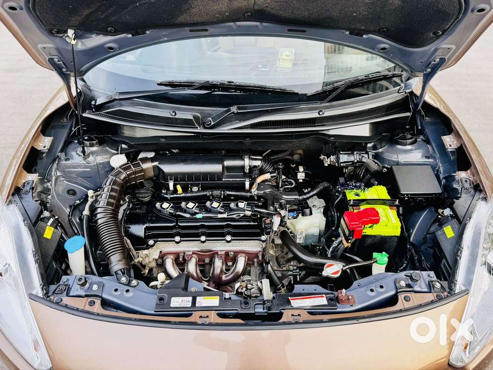 Maruti Suzuki Swift Dzire Vxi(o) Amt, 2017, Petrol
