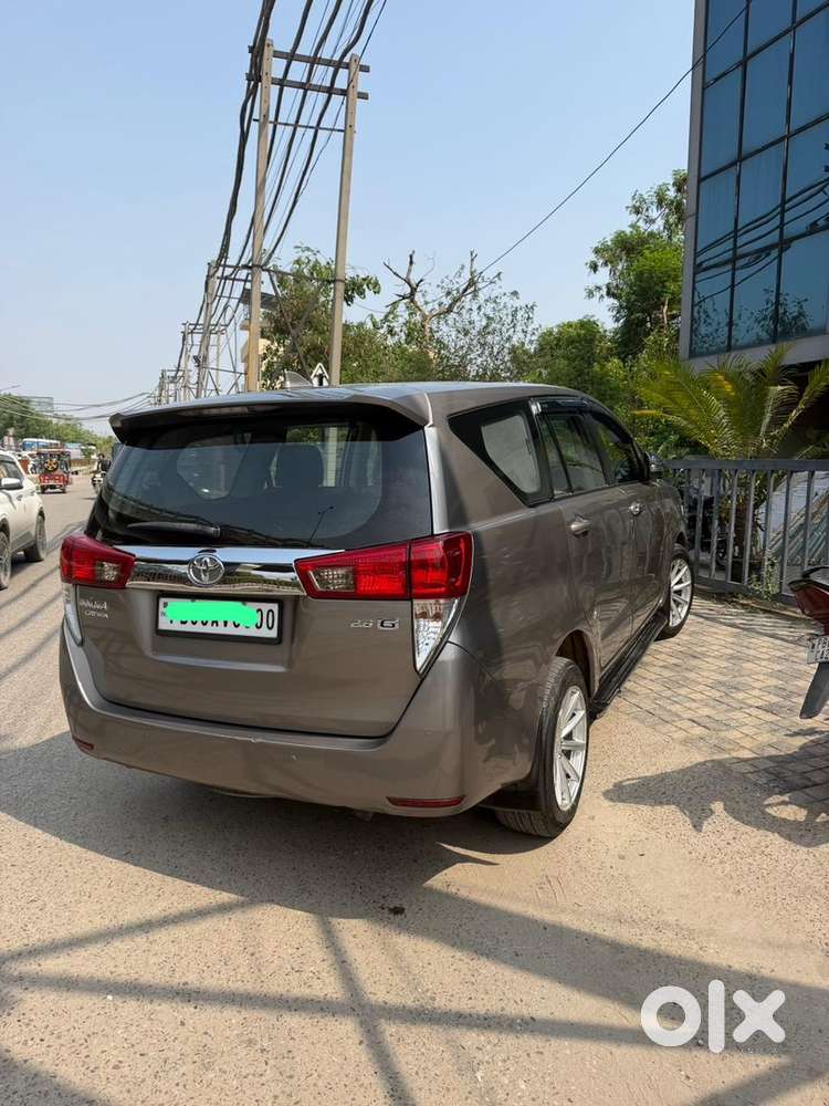 Toyota Innova Crysta 2019