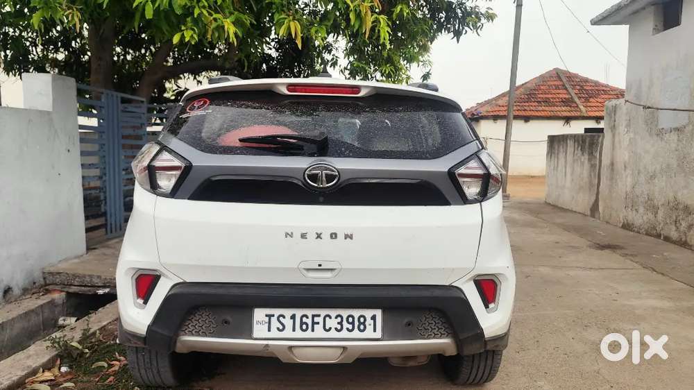 Tata Nexon 2021 Petrol 120000 Km Driven
