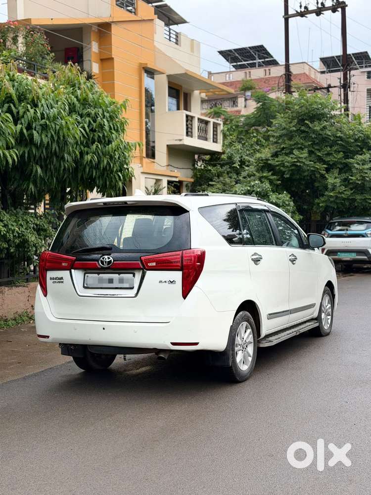 Toyota Innova Crysta 2.4 Vx Mt 8s, 2019, Diesel