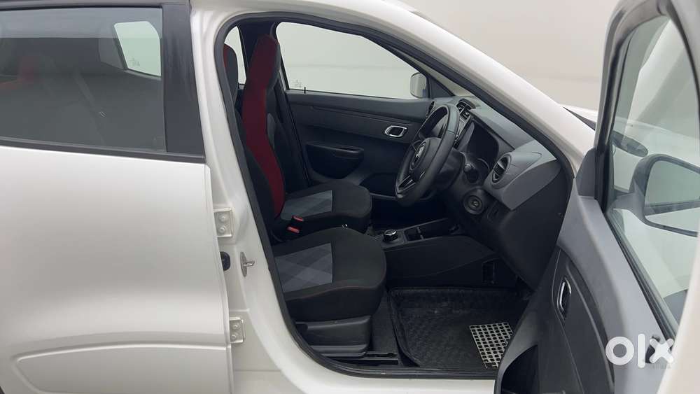 Renault Kwid 2019-ongoing 1.0 Rxt Amt (o), 2019, Petrol