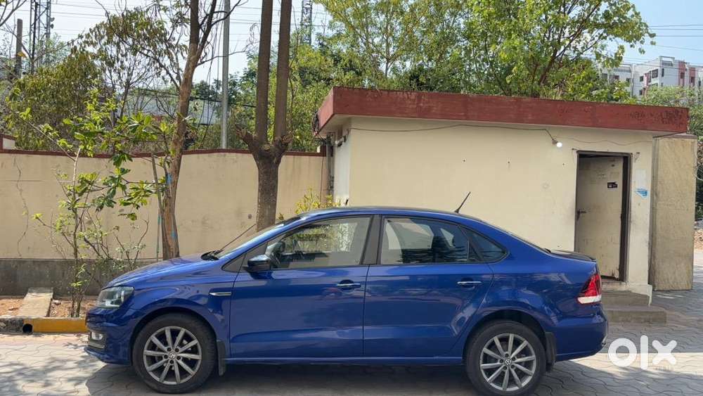 Vw 1.5 Tdi Highline At Connect Edition With Rare Lapiz Blue Colour