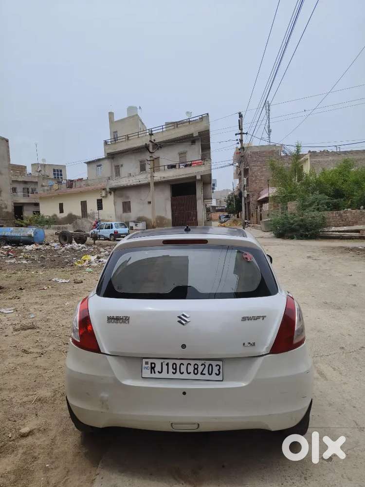 Maruti Suzuki Swift 2012 Lxi