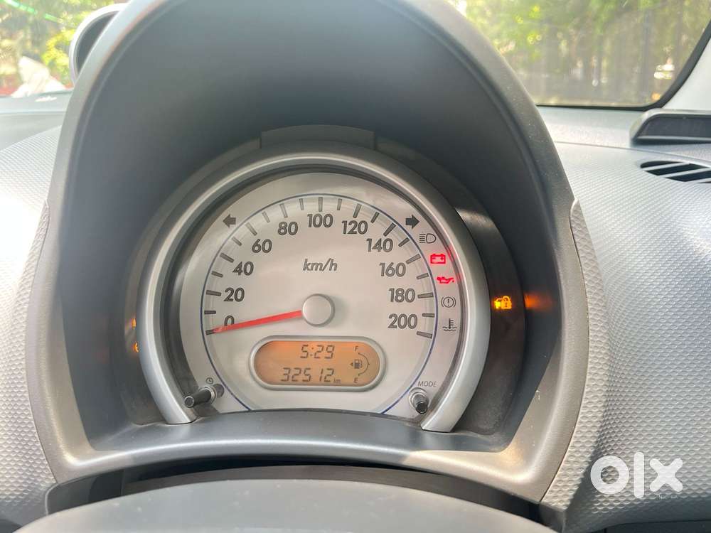 Maruti Suzuki Ritz Vxi, 2015, Petrol